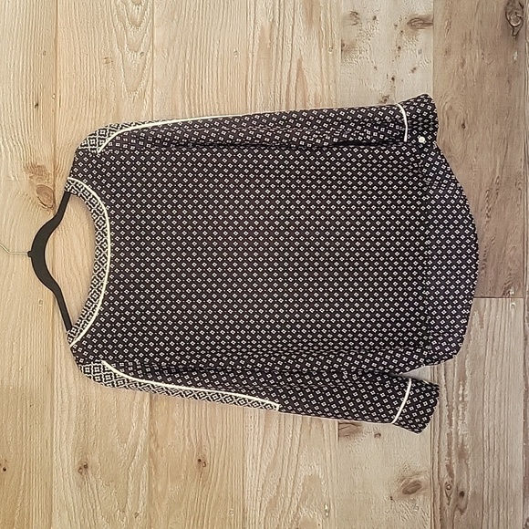 Loft Size XSmall Black and Cream Printed Pullover Top - Picture 1 of 6